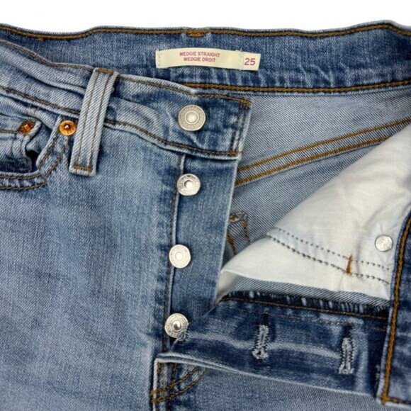 Levi's Wedgie Straight Vintage Inspired Jean In Night Sight Size 25 x 28 - Picture 3 of 8